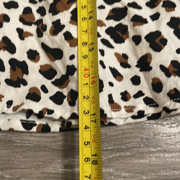 En Elly Leopard Cheetah Print Flowy Skirt Large - Picture 5 of 9